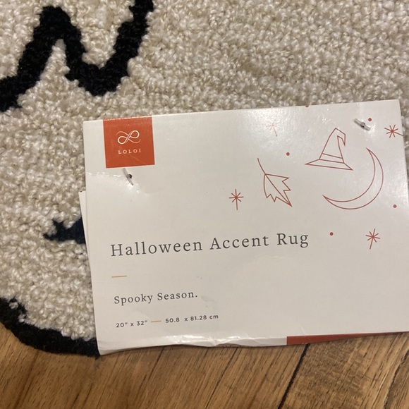 Ghost Halloween accent rug - Picture 2 of 2